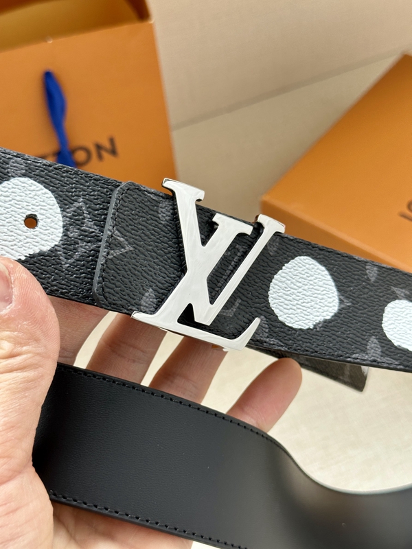 激安ルイヴィトンベルト背面デザイン